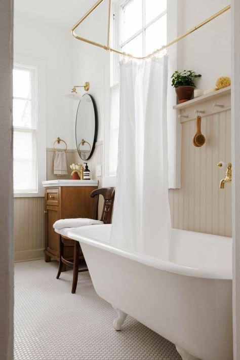 Claw Foot Tub With Glass Door, Clawfoot Tub Next To Shower Stall, Small Bathroom With Fireplace, Clawfoot Tub Enclosure, Vintage Bathtub Ideas, Small Bathroom Clawfoot Tub Ideas, Heritage Bathroom Ideas, Clawfoot Tub And Shower Bathroom, Vintage Tub Shower Combo