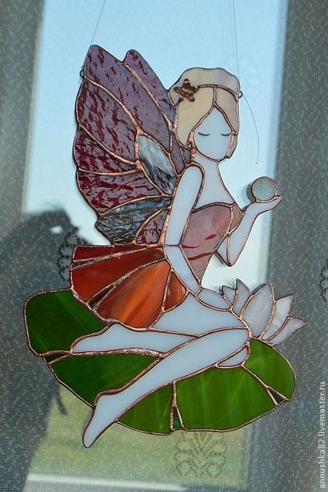 Stained Glass Fairy, Glass Fairy, Glass Painting Patterns, Stained Glass Angel, Glass Painting Designs, Stained Glass Paint, Stained Glass Ornaments, Stained Glass Suncatchers, Stained Glass Diy