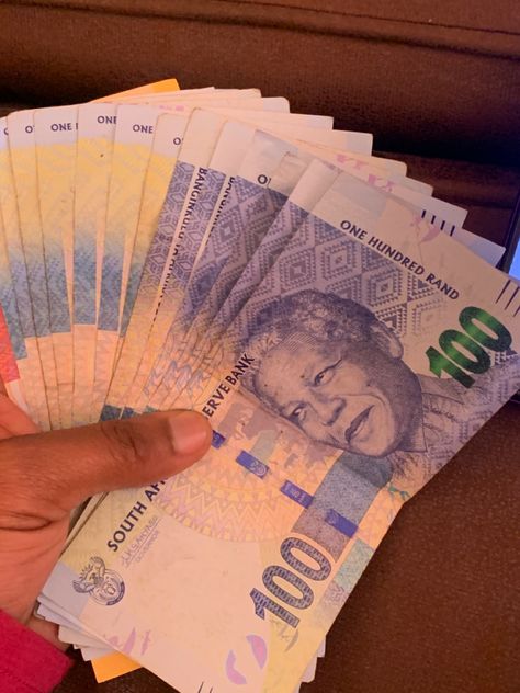 South Africa Aesthetic, I Attract Money, Africa Aesthetic, Money Comes To Me, Money Loves Me, Home Screen Wallpaper Hd, I Love Money, Money Counter, Gorgeous Apartment