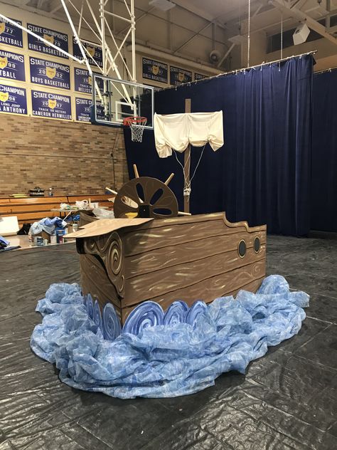 Pirate Ship Theatre Set, Sea Stage Design, Boat Stage Prop, Diy Cruise Ship Prop, Pirate Ship Set Design, Little Mermaid Stage Sets, Little Mermaid Jr Set Design, Ship Props, Cardboard Ship