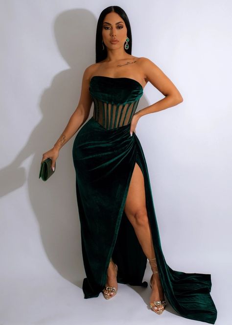 Fairwell Ideas, Mermaid Dress Wedding, Olive Green Prom Dress, Prom 2k24, Off Shoulder Mermaid Dress, Dark Green Prom Dresses, Emerald Green Prom Dress, Blessed Wednesday, Classy Prom