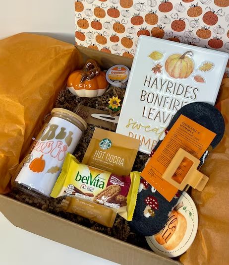 College Box Care Packages, Fall Care Package, Book Vibe, Fall Birthday Parties, College Care Package, Fall Care, Nose Strips, Preppy Fall, Scented Sachets