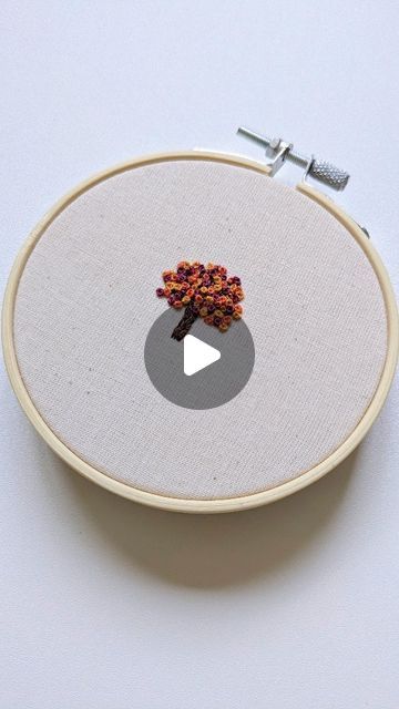 Hayley - Embroidery Artist on Instagram: "Here is a little autumn tree tutorial 🍂 

Some gorgeous colours here! This one is great if you've got some scraps to use up or you can incorporate it into a bigger piece ☺️ 

#makersgonnamake #makersofinstagram #ihavethisthingwiththread #embroideryinstaguild #embroiderylover #embroideryhoop #embroiderytutorial #embroideryartist #embroideryart #stitchersofinstagram #stitchersgonnastitch #modernembroidery #modernhandembroidery #broderie #broderiemoderne #damngoodstitch #frenchknots" Embroidery Trees Tutorials, Embroidery Trees, Tree Tutorial, Autumn Tree, French Knots, Modern Embroidery, August 17, Embroidery Tutorials, Artist On Instagram