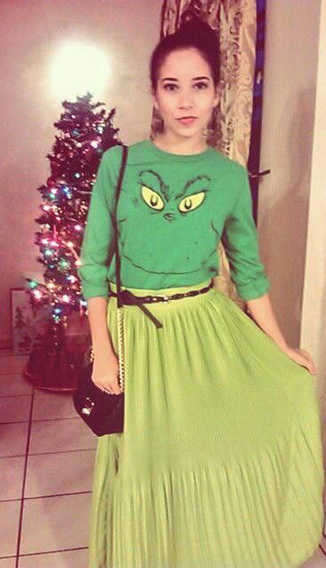 Grinch Spirit Day Outfit, Grinch Bounding, 12 Pubs Of Christmas Outfit, Grinch Theme Outfits, Grinch Themed Christmas Party Outfit, Easy Grinch Costume, Grinch Dress Up Day At School, Grinch Outfit Ideas, Grinch Outfit Women