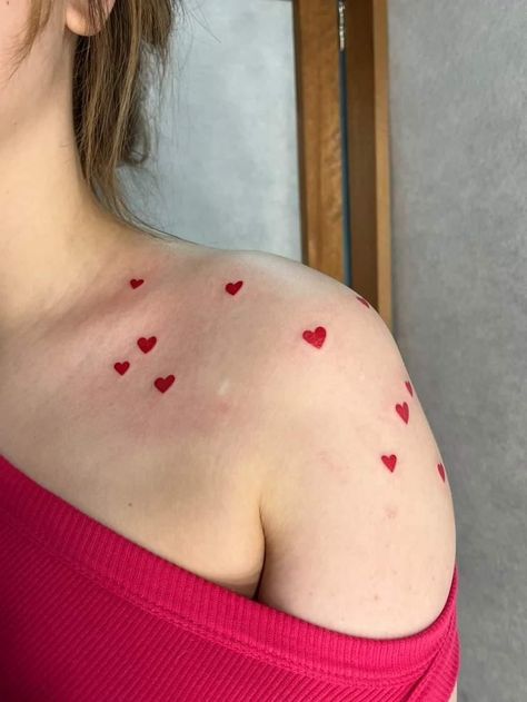 Tiny Colour Tattoo, Red Tattoo Collar Bone, Heart Tattoo Placement For Women, Colorful Girly Tattoos, Cute Tattoos Arm, Little Red Heart Tattoo, Red Dot Tattoo, Tattoo Ideas Female Colorful, Red Shoulder Tattoo