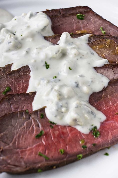 Blue Cheese Steak Sauce, Creamy Peppercorn Sauce, Steak With Blue Cheese, Venison Burgers, Blue Cheese Recipes, Venison Steak, Tenderloin Steak, Blue Cheese Dip, Blue Cheese Sauce