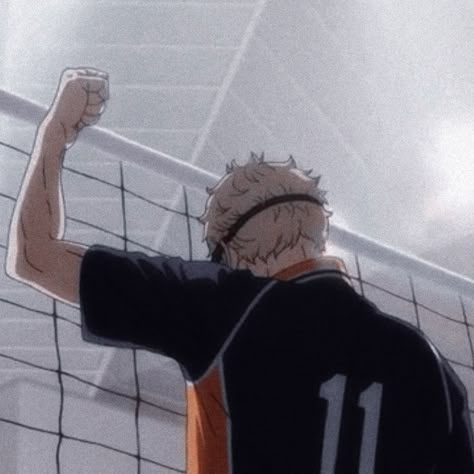 Haikyuu Aesthetic Icon, Haikyuu Icons Aesthetic, Tsukishima Kei Aesthetic, Kei Tsukishima Icon, Tsukishima Aesthetic, Tsukishima Kei Icon, Kei Aesthetic, Reads Aesthetic, Kei Tsukishima