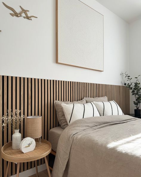 Amazing Bed, Bedroom Wall Decor Ideas, Bed Wall Decor, Wall Panels Bedroom, Small Apartment Living Room, Dream Apartment Decor, Bedroom Panel, Bedroom Renovation, Natural Walnut