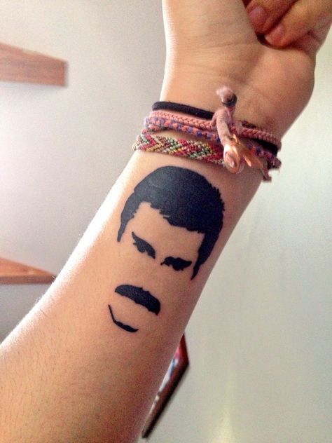 Freddie Tattoo, Mercury Tattoo, Freddie Mercury Tattoo, Queen Albums, Tattoo Mini, Queen Tattoo, Kawaii Tattoo, Queen Photos, Music Tattoos