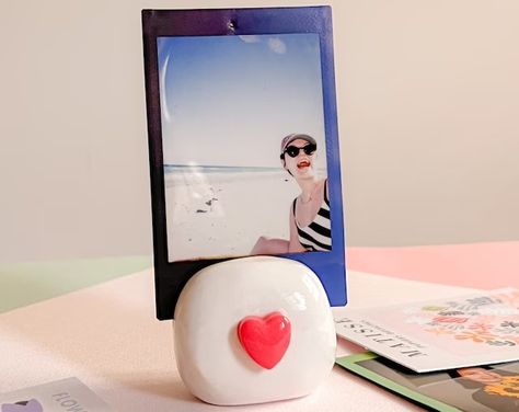 clayousomuch - Etsy Canada Clay Photo Holder, Romantic Room Surprise, Photo Stand, Polaroid Photo, Romantic Room, Easy Birthday, Tanah Liat, Photo Stands, Polaroid Photos