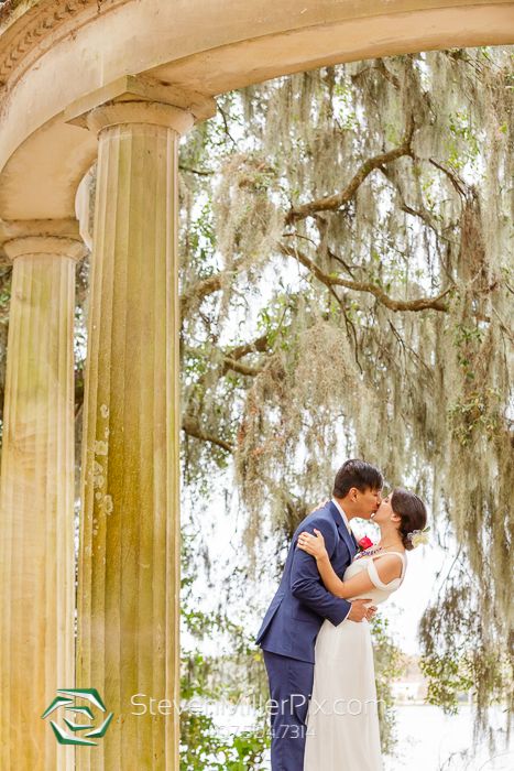 Intimate Wedding Photographer Kraft Azalea Gardens Kraft Azalea Gardens Wedding, Kraft Azalea Gardens, Garden In Winter, Azalea Garden, Azaleas Garden, Winter Park Fl, Wedding Picture Poses, Bridal Pictures, Family Portrait Photography