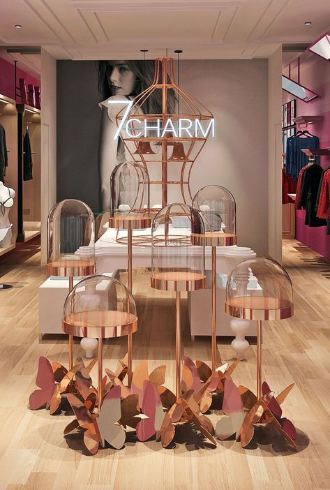 Visual Merchandising Ideas, Shop Design Interior, Pop Up Stand, Merchandising Ideas, Jewelry Store Design, Jewellery Shop Design, Store Window Display, Perfume Display, Visual Merchandising Displays