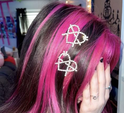 Emo Highlights, Draculaura Monster High, Pink Brown, Monster High, Pink Hair, Highlights, Hair, Pink