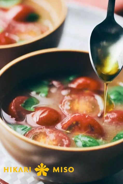 Boasting only five ingredients, this dish offers the refreshing taste of miso soup combined with basil and cherry tomatoes, with rich umami also coming from the cherry tomatoes. For full flavor, sprinkle olive oil on this quick and easy dish to finish. White Miso, Organic Rice, Cherry Tomato, Miso Soup, Easy Dishes, Latest Recipe, Other Recipes, Organic Recipes, Cherry Tomatoes