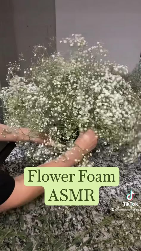 Foam Floral Arrangements, Diy Fake Flower Arrangements For Wedding, Wedding Aisle Flowers On Ground Diy, Floral Foam Centerpiece, Diy Ground Floral Arrangements, Ground Flower Arrangement, Floral Foam Arrangements Diy, Diy Floor Floral Arrangements, Fake Floral Arrangements Diy Wedding