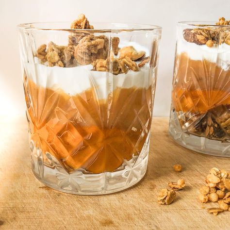 Sweet Potato Parfait, Healthy Parfait, Chia Parfait, Healthy Sweet Potato, Sweet Potato Cinnamon, Sweet Potato Skins, Food Addict, Stuffed Sweet Potato Healthy, Banana Breakfast