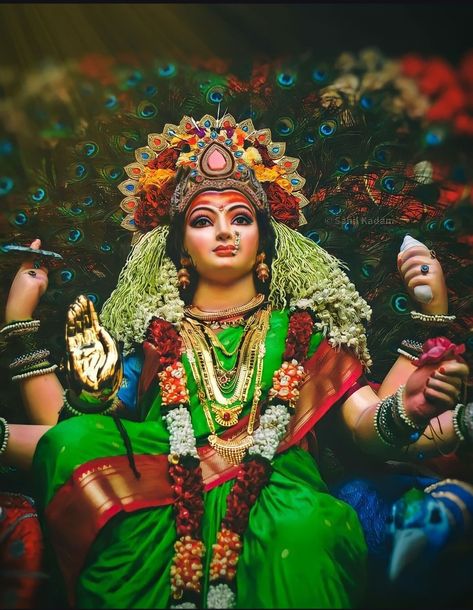 Krishna Graphics, Durga Matha, 1k Followers Background Editing, Navratri Devi Images, Feeling Photos, Mata Ji, Hanuman Video, Lord Durga, Devi Maa