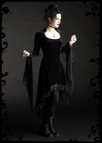 Circee Gothic Dress in Velvet with Dramatic Cuffs - Custom Dark Romantic Gothic Clothing Vampire Dress, Romantic Goth, Dark Romantic, Gothic Clothes, Gothic Clothing, Goth Dress, Fairytale Dress, Gothic Beauty, Gothic Dress