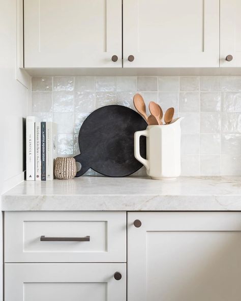 How-to: Choose Cabinet Hardware | Schoolhouse Salt Interiors, Taupe Kitchen, Pure Salt Interiors, Model Dapur, Kitchen Goals, Interior Boho, Kitchen Confidential, Pure Salt, Revere Pewter