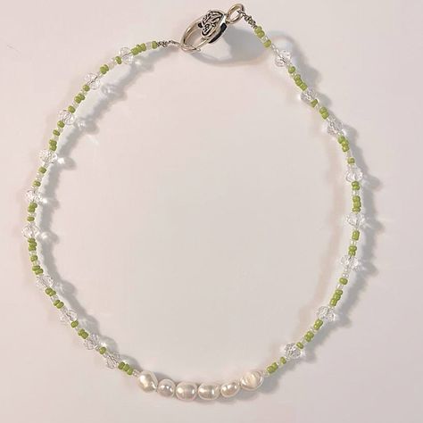 Handmade By Me One Size Fits Most 6 Natural Freshwater Pearls In The Center Crystals All Over Dainty & Elegant Big Lobster Clasp Easy To Put On Gorgeous Fairy Green Garden Choker Nature Green Seed Beads Heart Jewlery, Nature Fairy, Preppy Jewelry, Green Beaded Necklace, Jewelry Accessories Ideas, Nature Green, Beaded Choker Necklace, Green Garden, Jewelry Inspo