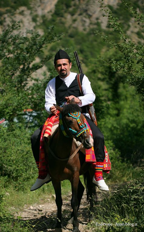 A man wearing Gilak folk costumes in Gilan, Iran. Iranian Clothes, Gilan Iran, Persian Fashion, Folk Costume, Men Clothing, Iran, Riding Helmets, A Man, Persian