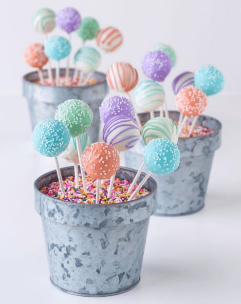 Gateau Baby Shower Garcon, Cake Pop Boxes, Fun Cake Pops, Flower Cake Pops, Starbucks Cake Pops, Rose Cake Pops, Perfect Cake Pops, Apple Cake Pops, Cake Pop Recipe Easy