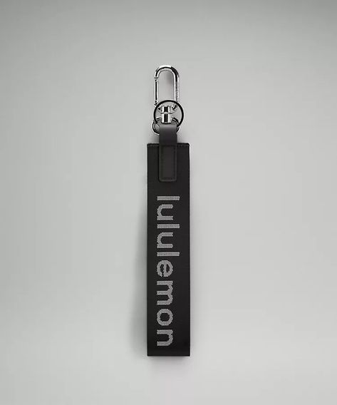 Lululemon Never Lost Keychain, Car Keychain Ideas, Never Lost Keychain, Joe Wicks, Black Keychain, Birthday List, School Shopping, Birthday Wishlist, Essential Bag