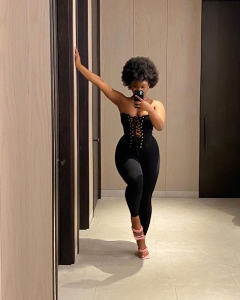 Corset Outfit Club, Black Club Outfit, Corset Outfit, Mirror Mirror On The Wall, Mirror On The Wall, Black Femininity, Chill Outfits, Black Women Fashion, Indie Fashion