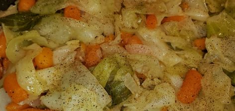 Cabbage and Carrots are sauteed with fragrant ginger and garlic. This is usually served as a side dish to stews in Guyana and the Caribbean. Potatoes On The Stove, Ww Sides, Cook Cabbage, Cabbage Dishes, Horseradish Recipes, Irish Dinner, Cabbage And Carrots, Boiled Cabbage, Steamed Cabbage