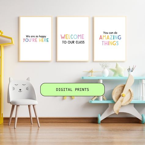 Daycare Posters, Welcome To Our Class, Daycare Signs, Daycare Decor, Posters Classroom, Motivational Message, Doodle Art Journals, Play School, Motivational Messages