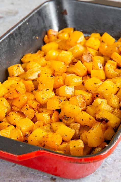 Swede Recipes, Roasted Rutabaga, Rutabaga Recipes, Turnip Recipes, Easy Roast, Roasted Root Vegetables, How To Roast, Sunday Roast, Veggie Side Dishes