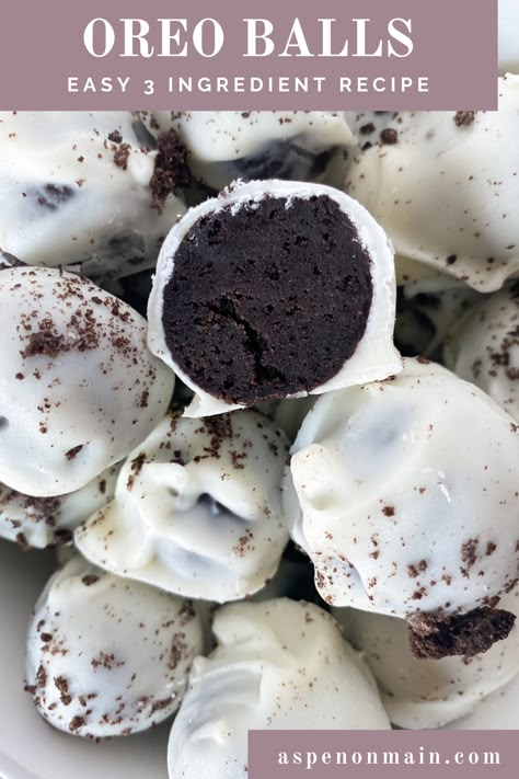 Home Made Oreos Recipe, Simple Oreo Dessert, How To Make Oreo Balls, Family Dessert Ideas, Party Recipes Appetizers, Best Oreo Balls, Best Desserts For A Crowd, Oreo Balls Recipe 3 Ingredients, Crumbl Recipes