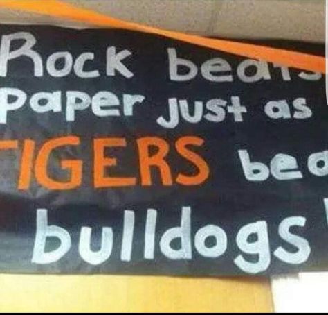 Go Tigers! Beat The Warriors Football Signs, Bulldog Football Poster Ideas, Runthrough Signs For Football, Homecoming Posters School Spirit, Cheer Sign Ideas For Football, Spirit Signs For School Volleyball, Homecoming Poster Ideas Basketball, Beat The Tigers Football Signs, Beat The Bulldogs Football Signs