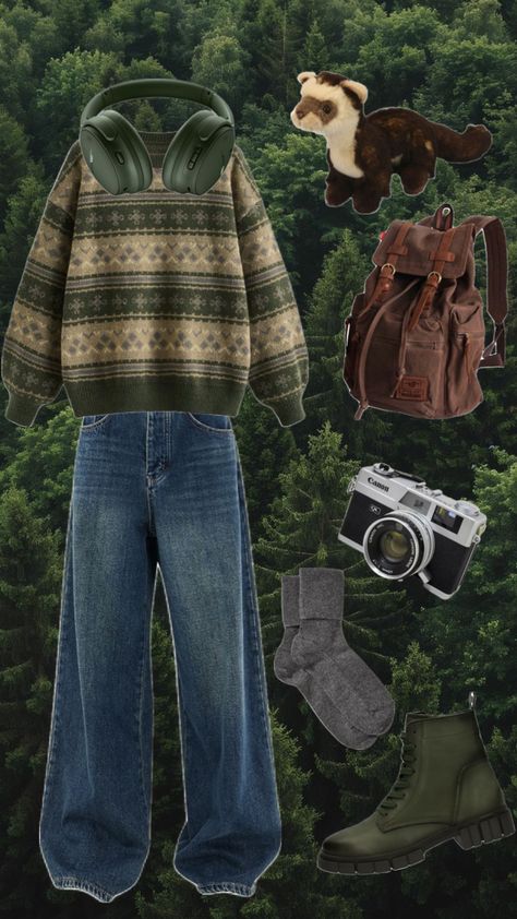 #forrest #hike #easthetic #clothing #gremlincore Gremlincore Outfits, Winchester Brother, Gorgeous Clothes, Teacher Outfits, Gremlins, Modern Outfits, Fitness Inspo, Fun Things To Do, Cool Outfits