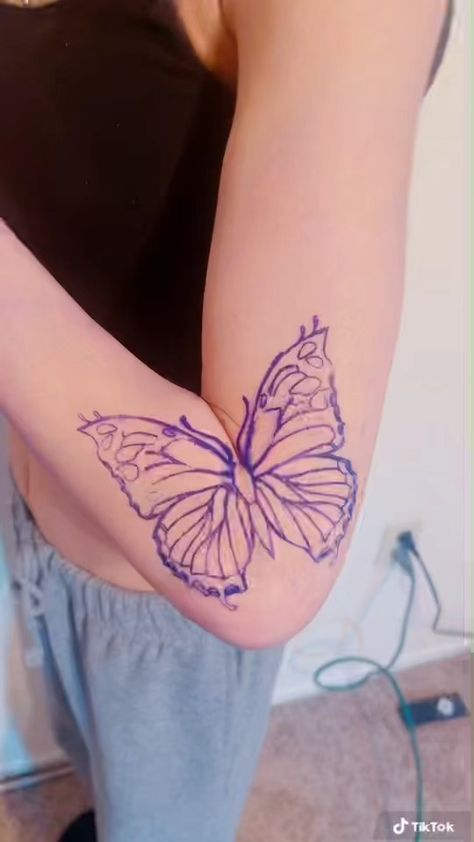 Tattoos Black And White, Tattoo Elbow, Tattoos Butterfly, Elbow Tattoos, Butterfly Tattoos, Small Tattoo, Big Tattoo, Butterfly Tattoo, Small Tattoos