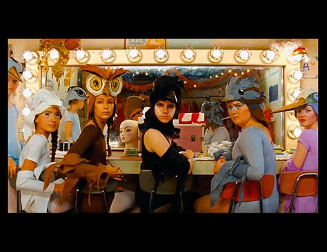 what kind of bird are, you? Directed By Wes Anderson, Wes Anderson Aesthetic, Kara Hayward, Wes Anderson Movies, Wes Anderson Films, Moonrise Kingdom, Edward Norton, Francoise Hardy, Movie Shots