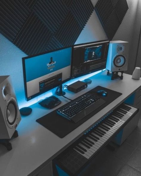 Home Studio Desk, Home Recording Studio Setup, Recording Studio Setup, Home Studio Ideas, Home Music Rooms, Gaming Design, Setup Gaming, Recording Studio Home, Home Studio Setup