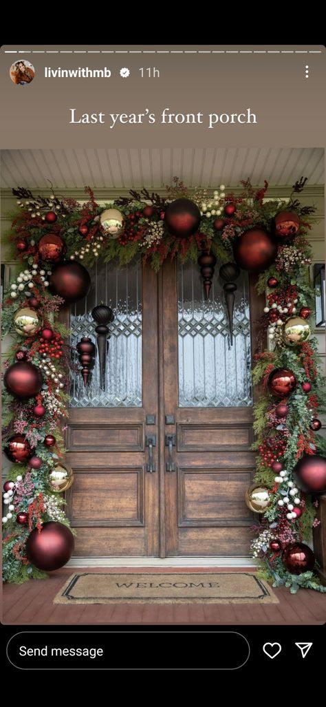 Doorway Decorations, Doorway Arch, Christmas Doorway, Christmas Doorway Decorations, Elegant Christmas Decor, Christmas Front Doors, Fine Gardening, Elegant Christmas, Christmas Door