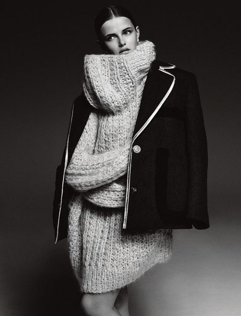 KNITS IN BACK AND WHITE- Salad Days France October, Big Knits, Winter Chic, Mode Casual, Mohair Sweater, A Magazine, 2014 Fashion, Chic Me, Cozy Knits