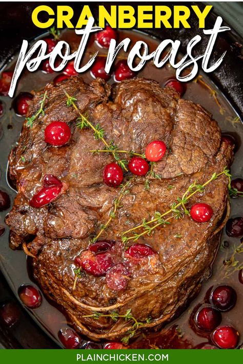 Pot Roast With Cranberry Sauce, Cranberry Pot Roast, Christmas Pot Roast Crockpot, Slow Cooker Chuck Roast Recipes, Chuck Roast Recipes Crockpot, Cranberry Roast, Christmas Roast Beef, Crock Pot Pot Roast, Balsamic Roast Beef