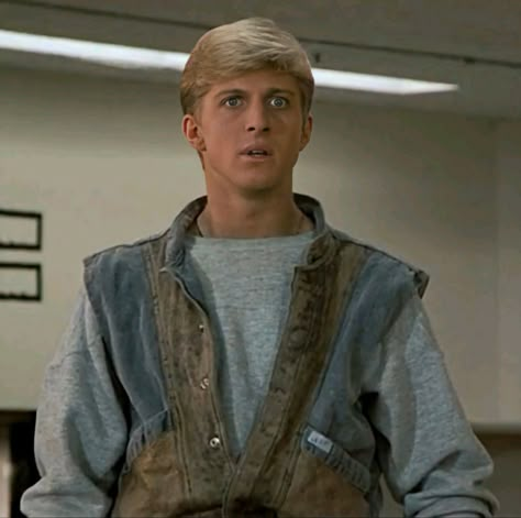 Greg Tolan, William Zabka 80s, Just One Of The Guys, Billy Zabka, Cobra Kai Wallpaper, Karate Kid 1984, The Karate Kid 1984, Karate Kid Movie, William Zabka