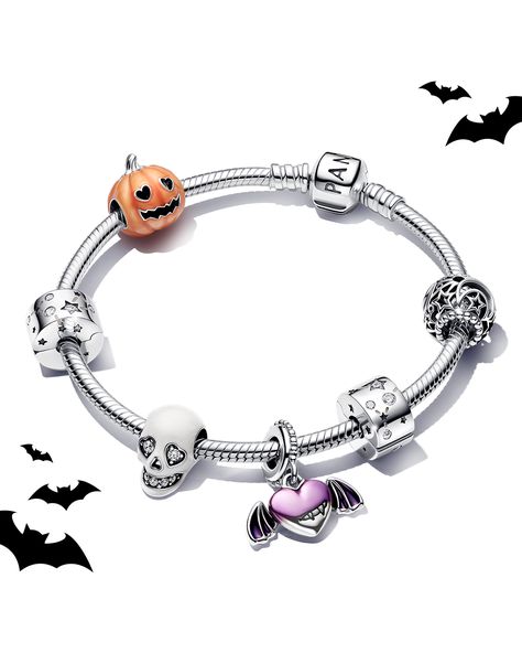 Pandora Bracelet Charms Ideas, Surprises For Husband, Spooky Style, Bracelet Charms, Pandora Bracelet Charms, Pandora Bracelets, Pandora Bracelet, Step Up, Halloween Costume