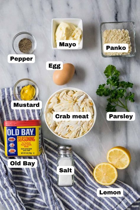 Maryland Crab Cake Recipe - Sugar Spun Run Real Crab Meat Recipes, Artificial Crab Meat Recipes, Imation Crab Recipes, Maryland Crab Cakes Recipe, Lump Crab Meat Recipes, Ez Recipes, Baked Crab Cakes, Crab Cakes Recipe, Saturday Dinner