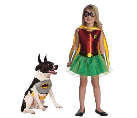 Pin for Later: 18 Halloween Costumes For the Perfect Pet and Kiddo Duo Batman and Robin Your canine can be Batman ($28) for a day with his human sidekick Robin ($30), or you can switch it around with a Robin dog ($20) and Batkid ($30). Robin Girl Costume, Toddler Girl Costume, Girl Superhero Costumes, Robin Girl, Superhero Fancy Dress, Robin Costume, Batman Outfits, Batman Costumes, Shimmery Dress