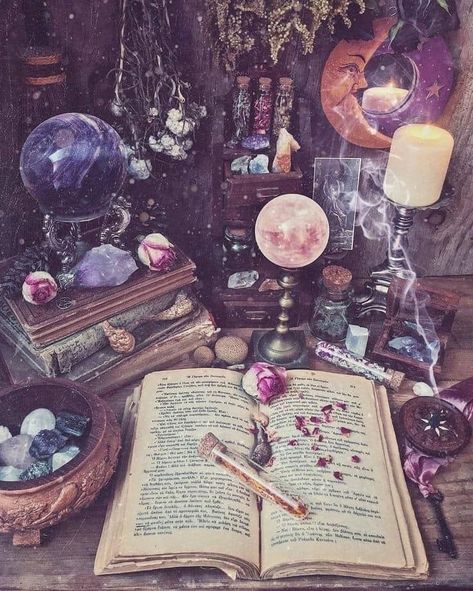 Coven Witch Aesthetic, Voodoo Decorations, Witch Book Aesthetic, Witch Altar Aesthetic, Witchcore Room, Witch Table Decor, Witchy Aesthetic Wallpaper, Pink Witch Aesthetic, Voodoo Aesthetic