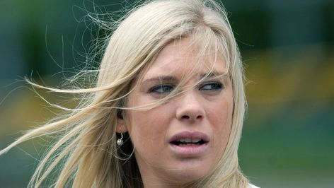 Evidence Prince Harry's Relationship With Chelsy Davy Was More Heartbreaking Than We Realized Prince Harry Chelsy Davy, Prince Harry Ex Girlfriend, Prince Harry Ex, Chelsy Davy, I Am Angry, Blank Paper, Color Paper, Paper Roll, A4 Paper