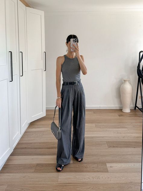 Gray Tank Outfit, Grey Monochromatic Outfit, Grey Trousers Outfit, H&m Trousers, Monochromatic Fashion, Trouser Outfit, Monochromatic Outfit, Tank Outfit, Monochrome Outfit