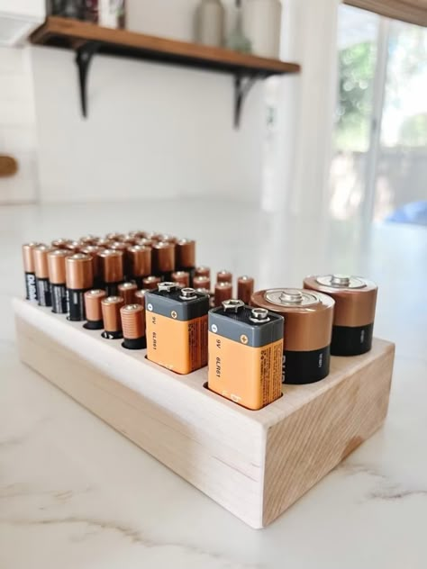 Wooden Battery Organizer Battery Dispenser Battery Box - Etsy Battery Organization, Wooden Living Room Decor, French Cleat Ideas, Rustic Wooden Furniture, Diy Projects For Bedroom, Vw Ideas, Wooden Living Room, House Storage, Reclaimed Wood Shelves