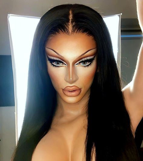 Krystal Versace Makeup, Drag Queen Makeup Looks, Drag Eye Makeup, Krystal Versace, Get Fuller Lips Naturally, Alien Halloween Makeup, Fuller Lips Naturally, Drag Inspiration, Create Pin