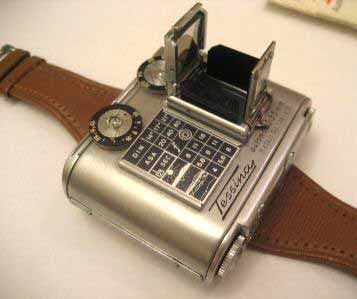 James Bond Gadgets, Spy Watch, Miniature Camera, Awesome Watches, Spy Cam, Spy Gear, Camera Watch, Retro Gadgets, Fancy Watches